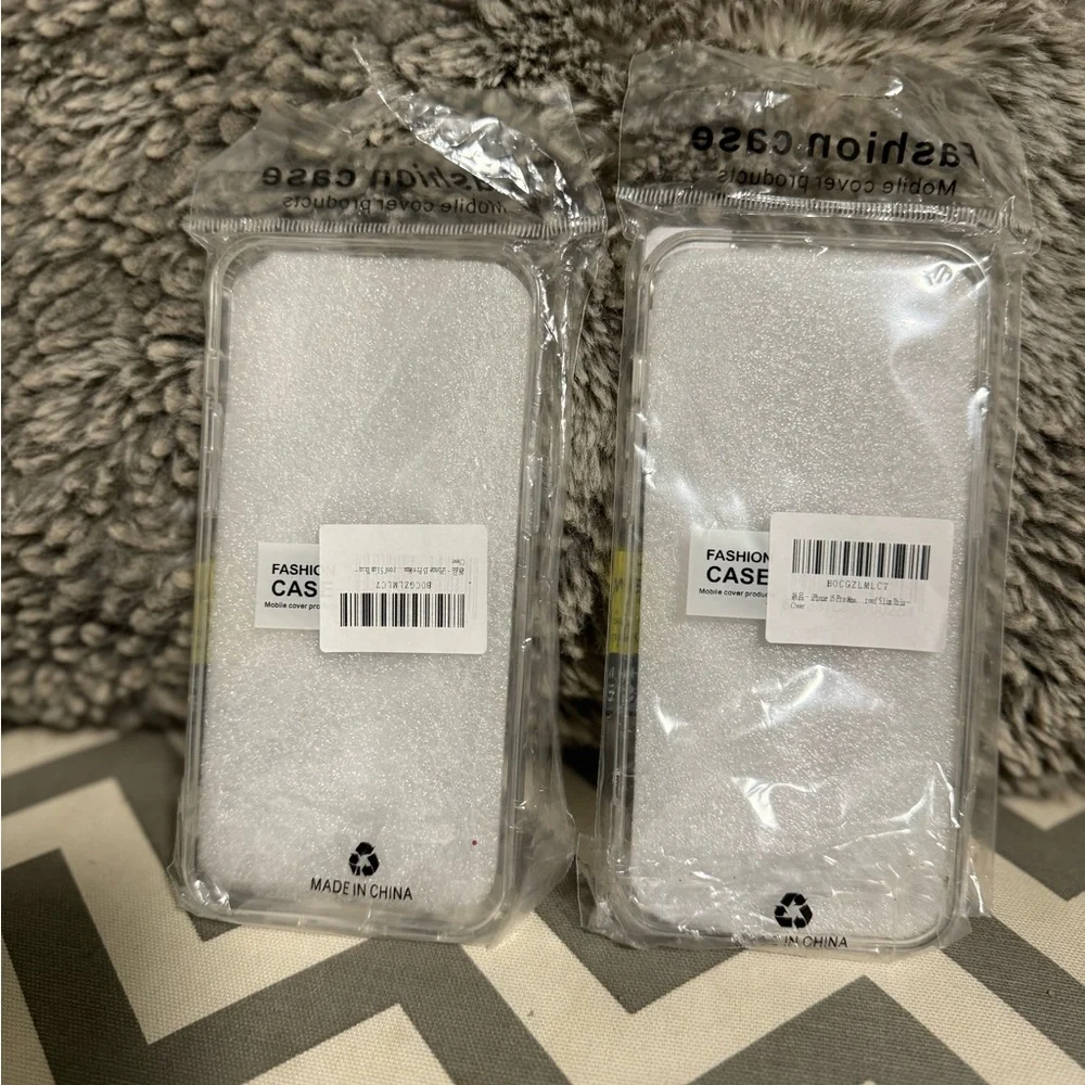 Bundle of 2 Iphone phone cases
